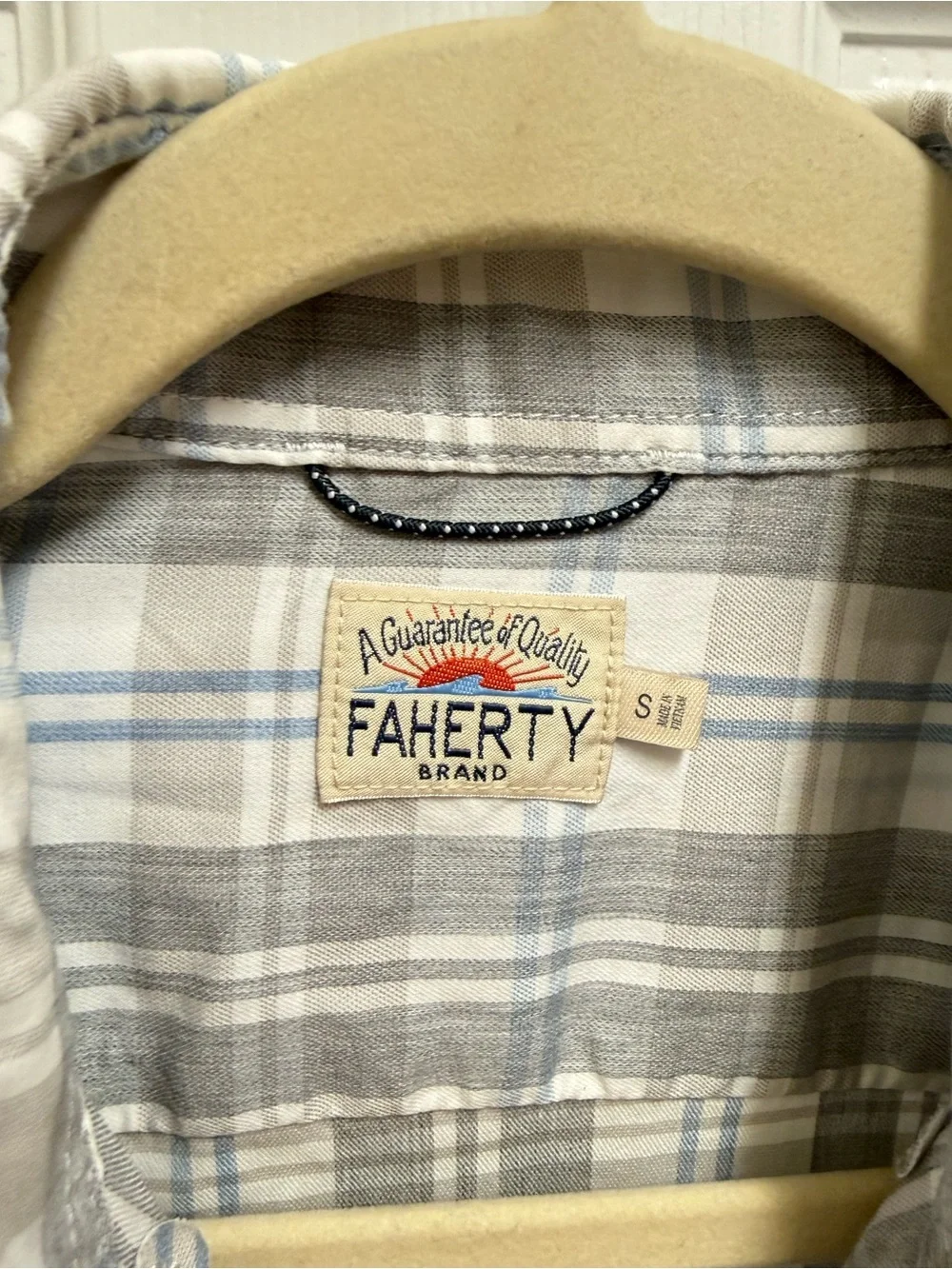 Faherty size small